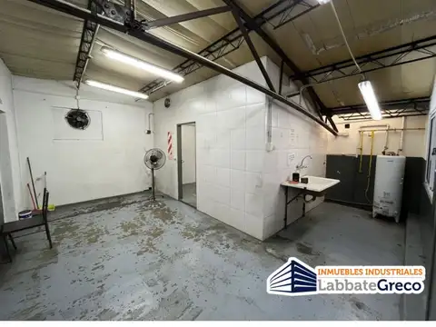 Galpon en Venta en San Andres, USD 240.000