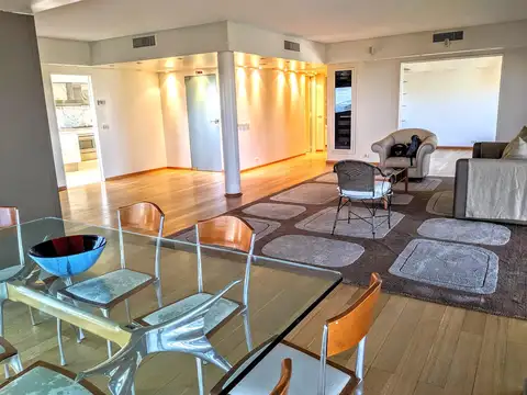 Departamento en Venta de 4 dormitorios