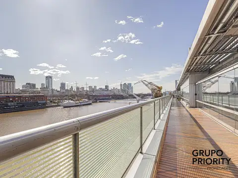 Oficina Premium con terraza y cochera en Puerto Madero