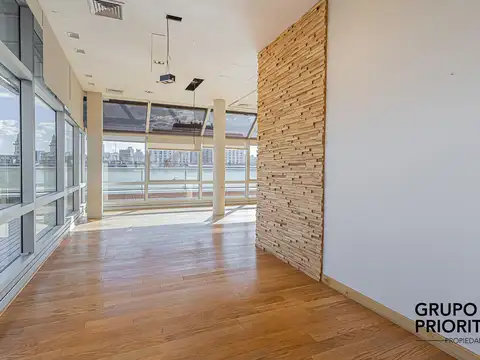Oficina 3 ambientes con 2 baños