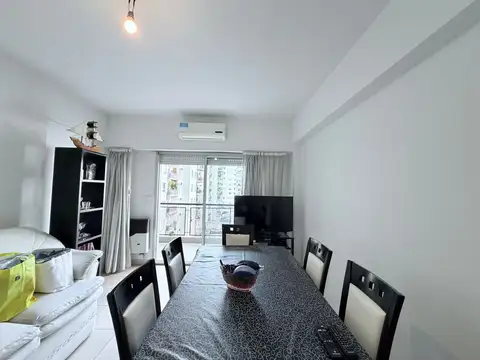 Avenida Castañares 4300
