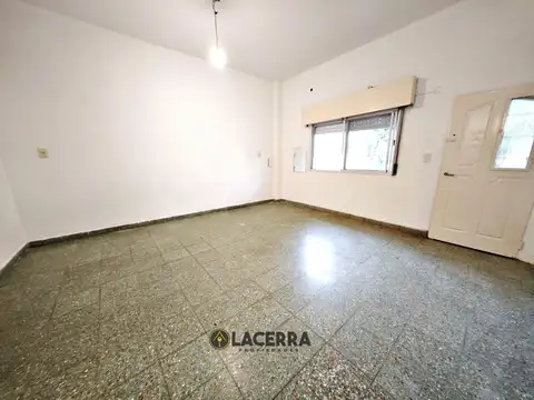 Depto Tipo Casa en Venta al Este