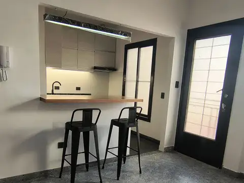 Depto Tipo Casa 3 ambientes con 1 baño