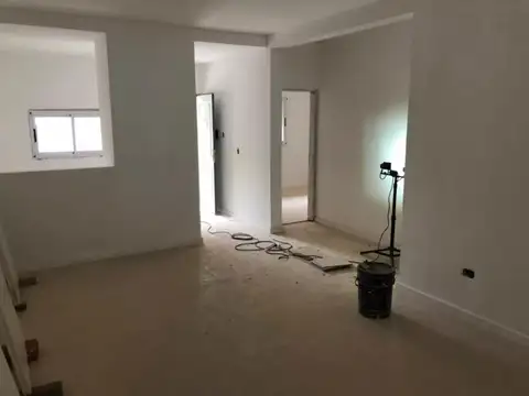 Depto Tipo Casa en Venta con 1 cochera