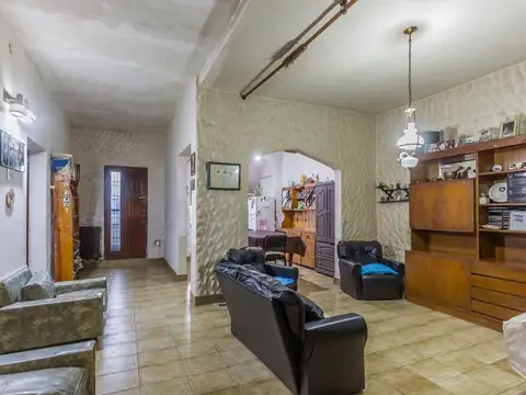 Casa 4 ambientes con 1 baño