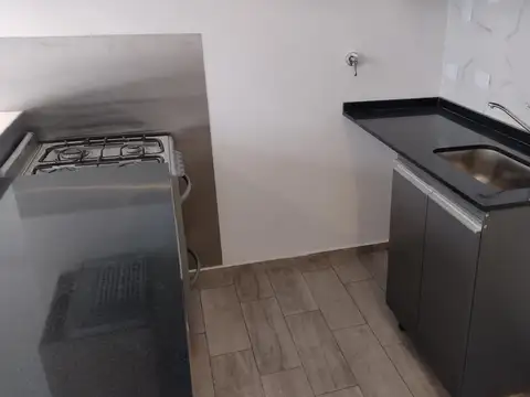 Departamento en Alquiler con 1 cocheras