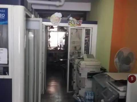Local en venta - 2 baños - Balvanera