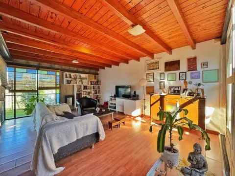 VENTA - Casa 2 dormitorios Funes