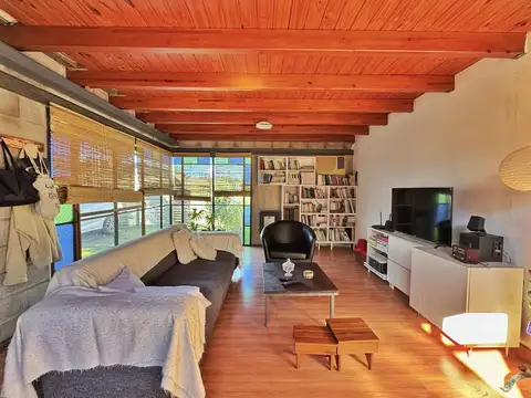 Casa 5 ambientes con 1 baño