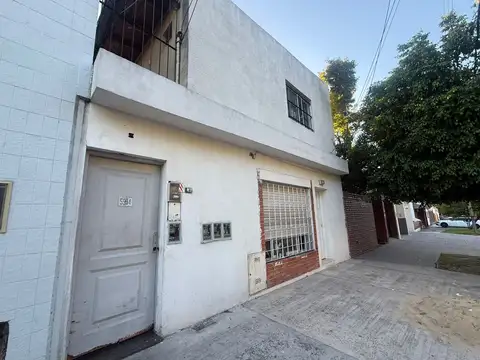 PH MONOAMBIENTE PRIMER PISO FRENTE AL HOLTERS