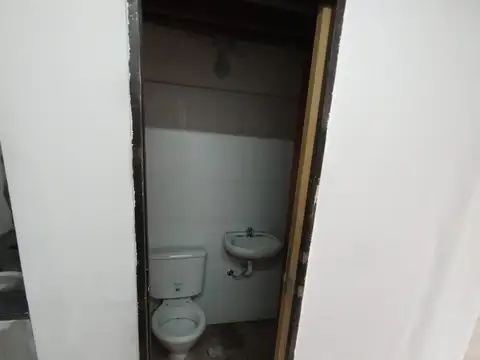 Richieri 808 local en alquiler