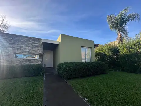 Miraflores - Funes Hills