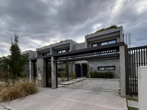 Alquiler-casa-gorina- 501 y 133