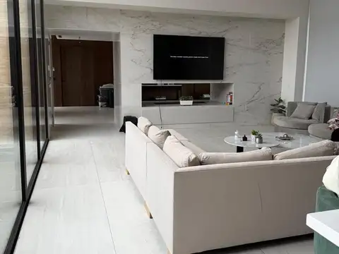 Alquiler Casa 9 ambientes Terralagos Canning