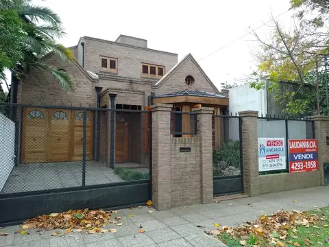 Venta de chalet en Adrogué