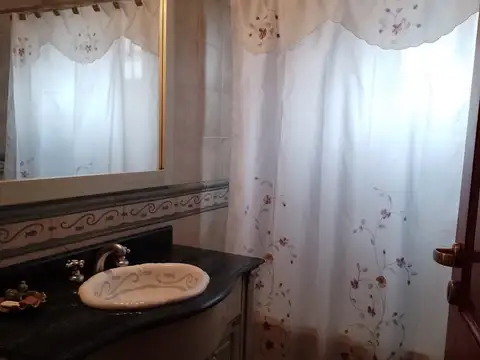 Venta de chalet en Adrogué