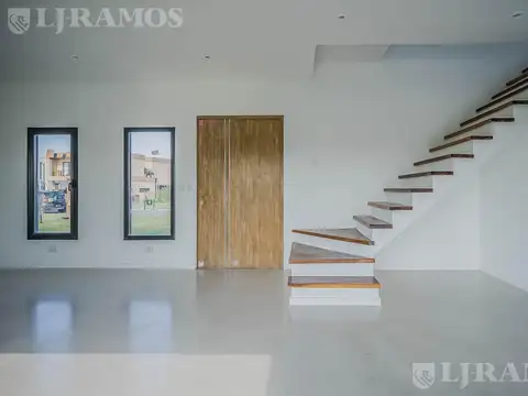 CASA EN OPORTUNIDAD A11  MB en San Sebastian