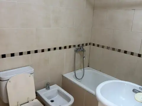 Departamento en Alquiler en Almagro, $ 650.000