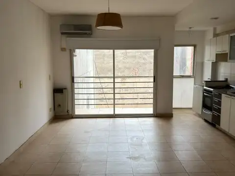 EXCELENTE DEPARTAMENTO DE 1 AMBIENTES CONTRAFRENTE CON BALCÓN Y LAVADERO- EDIFICIO CON AMENITIES.