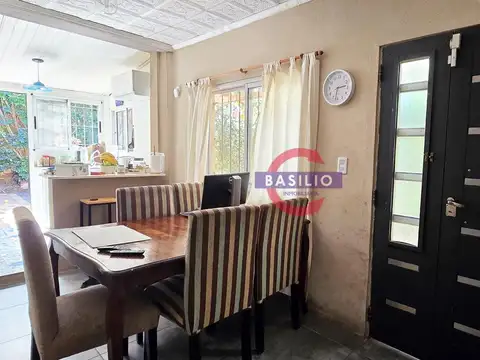 Depto Tipo Casa en Venta 60 años