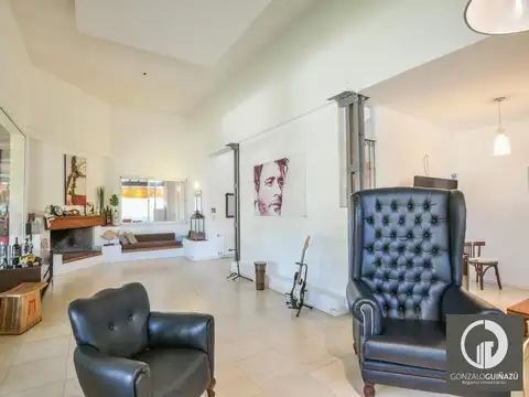 Casa en Venta con 1 cochera