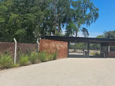 Terreno en Venta en El Palomar, USD 115.000