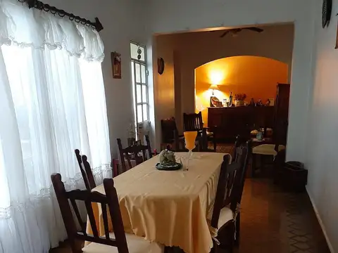 Casa en Venta de 5 dormitorios