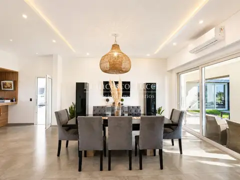 Casa en Venta al Oeste