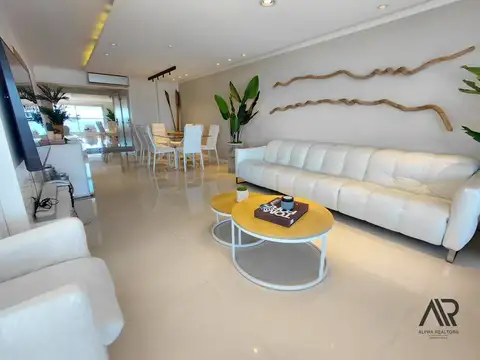 Departamento en Venta con 2 cocheras