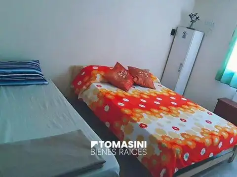 CASA + DOS MONOAMBIENTES INDIVIDUALES TOTALMENTE SEPARADOS