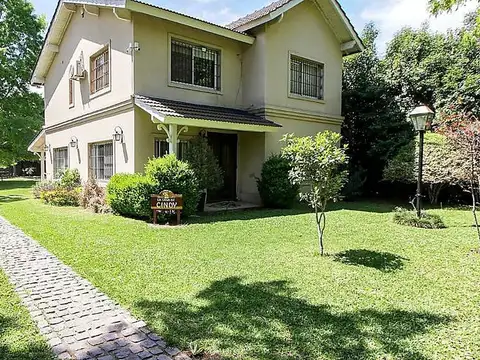 Casa en Venta | 3 Dormitorios | Pileta | Lote 1.000 m² | Excelente Parque