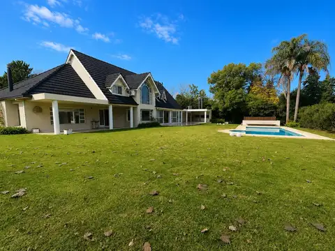 Venta Casa 5 amb.Lote 1500mts.San Diego Country Club.Moreno