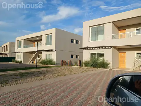 Pilará, Barrio La Calesa