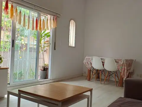 PH 3 Amb. al Frente • Amoblado • 2 Baños  • Impecable