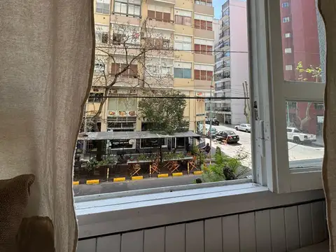 Departamento en Venta en Plaza Colon, USD 49.500