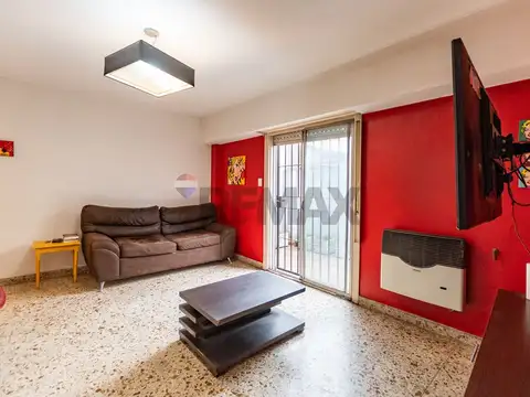Depto Tipo Casa en Venta en Valentín Alsina, USD 80.000