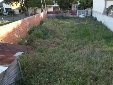 Terreno en venta - 486Mts2 - La Plata- Gonnet.