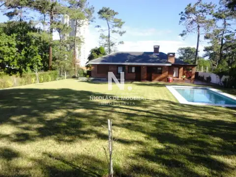 Casa en Alquiler Temporal de 4 dormitorios