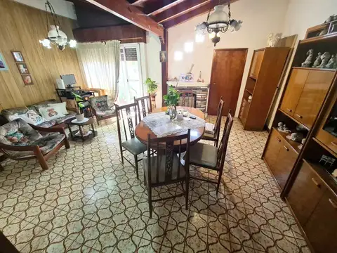 AV. JUAN DOMINGO PERON 5200, Piso 1