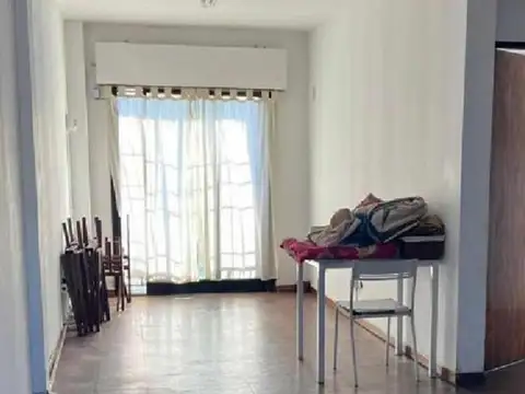 Avenida Perón e/ Nervo y Conesa