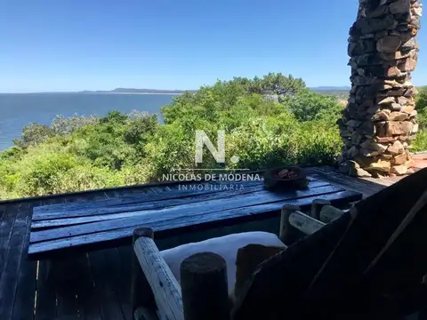 Vende casa en Lomo de la Ballena, de 3 dormitorios con vista al mar.