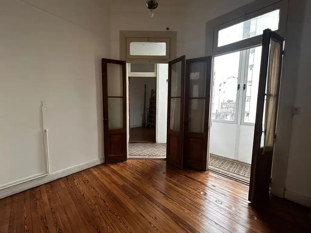 Avenida Belgrano 1600