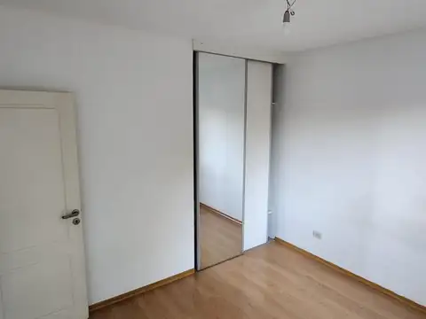 America 2448 , Piso 1