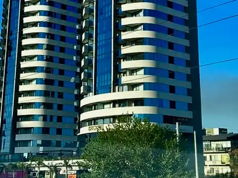 Brickell Tigre- Categoria Piso alto y vista