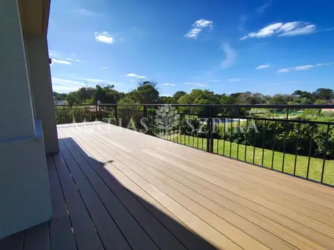Casa en venta en el Golf Club de Miramar