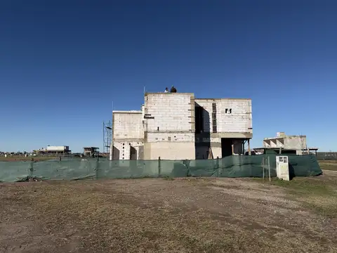 Casa en Venta al Oeste
