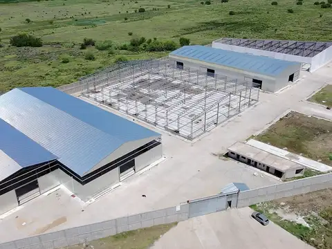 PLANTA NAVES INDUSTRIALES AU9 KM 1,5