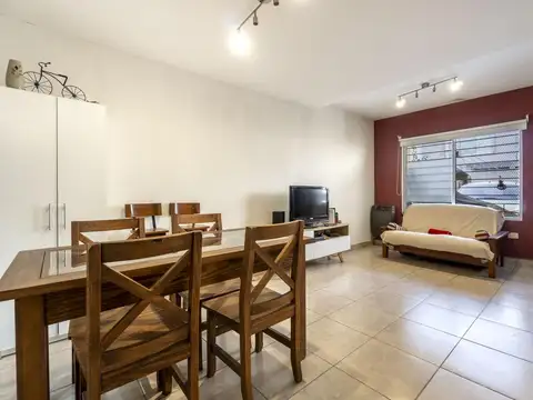 Depto Tipo Casa en Venta en Florida, USD 255.000