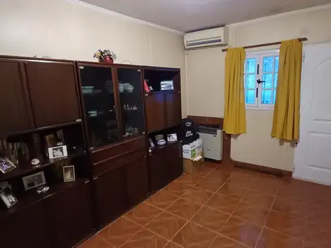 Depto Tipo Casa en Venta de 3 ambientes