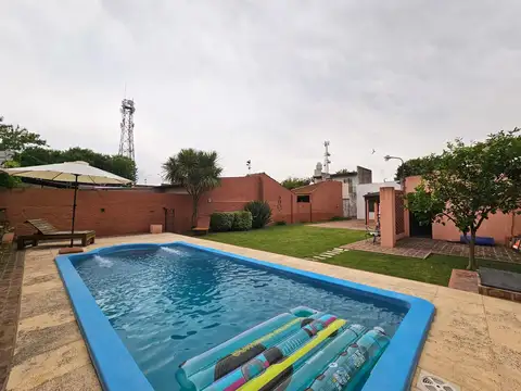 Casa 5 ambientes con 3 baños